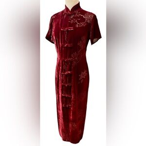 HARARI Dress Burgundy Cut Velvet Asian Inspired Long w/ Fu Dogs Floral New Sz M